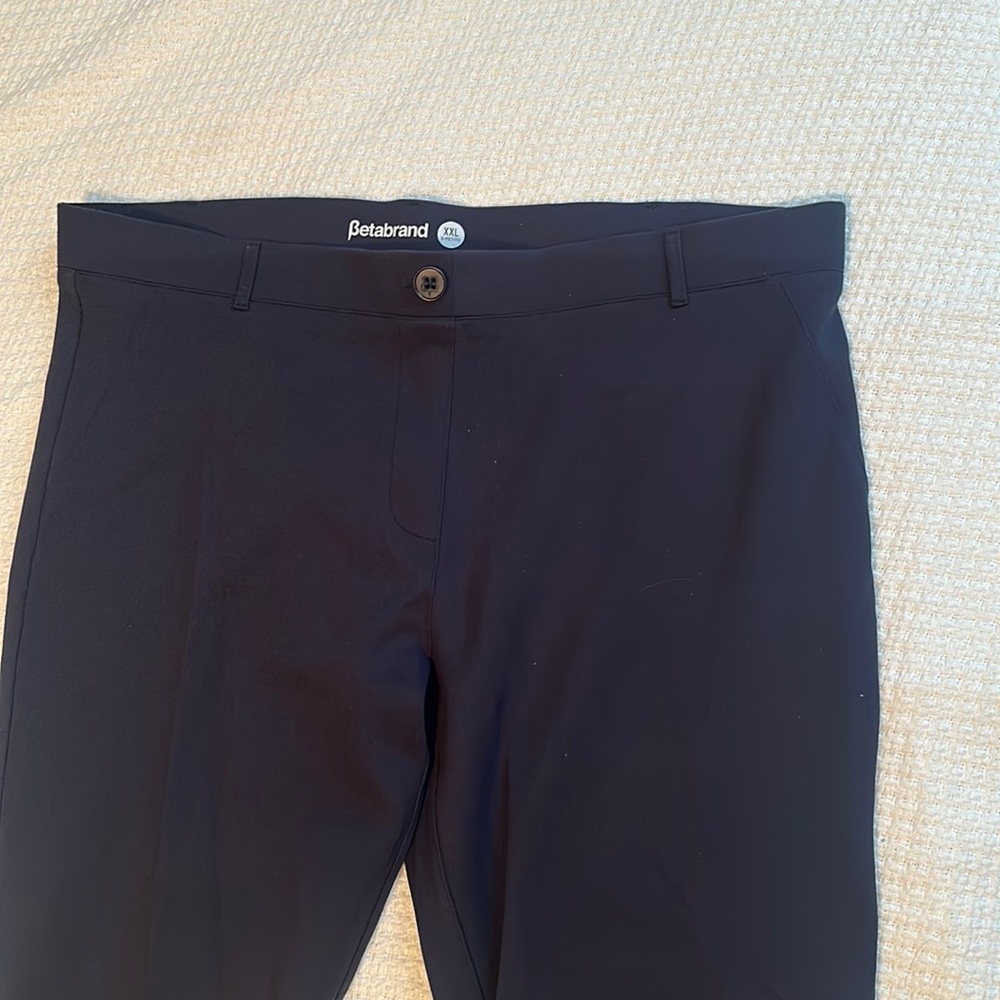 Betabrand XXL short petite straight leg like new pants in navy blue